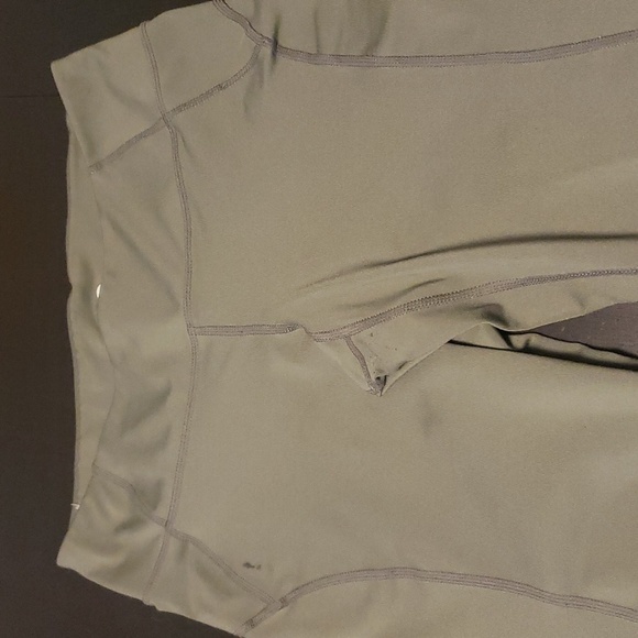 OLD NAVY Crop Yoga pant - Picture 3 of 6